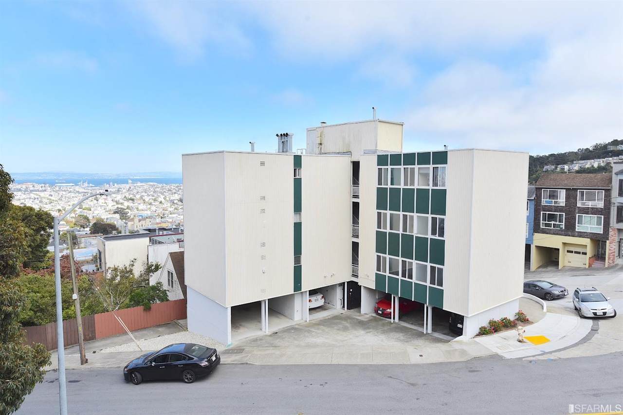 335 Grand View Avenue - Photo 1