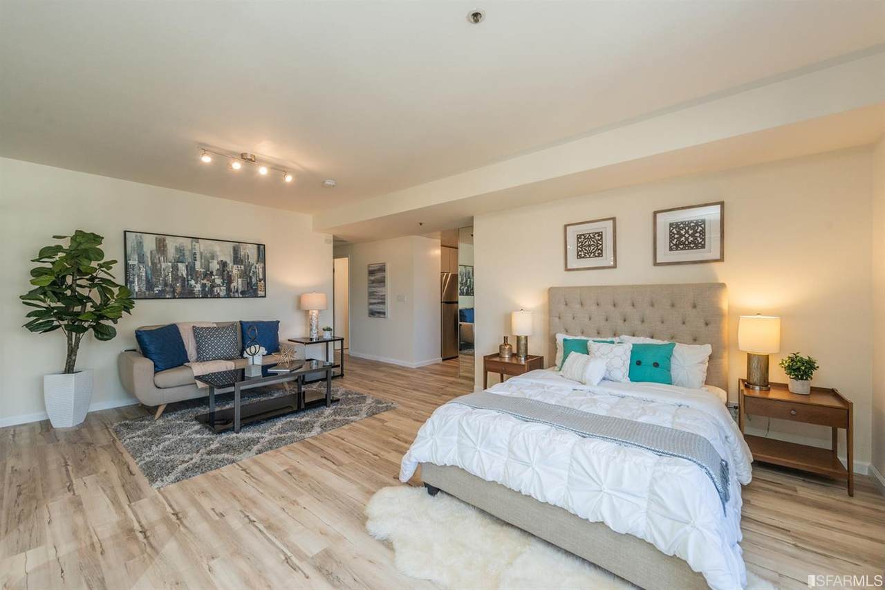601 Van Ness Avenue - Photo 1