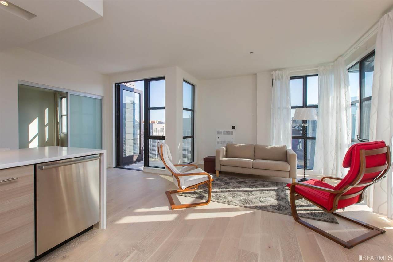 451 Donahue Street - Photo 1