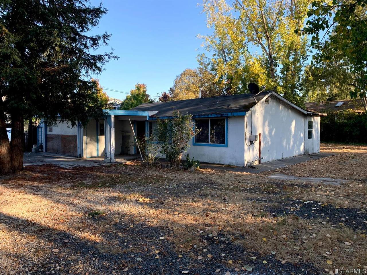 902 Cotati Avenue - Photo 1