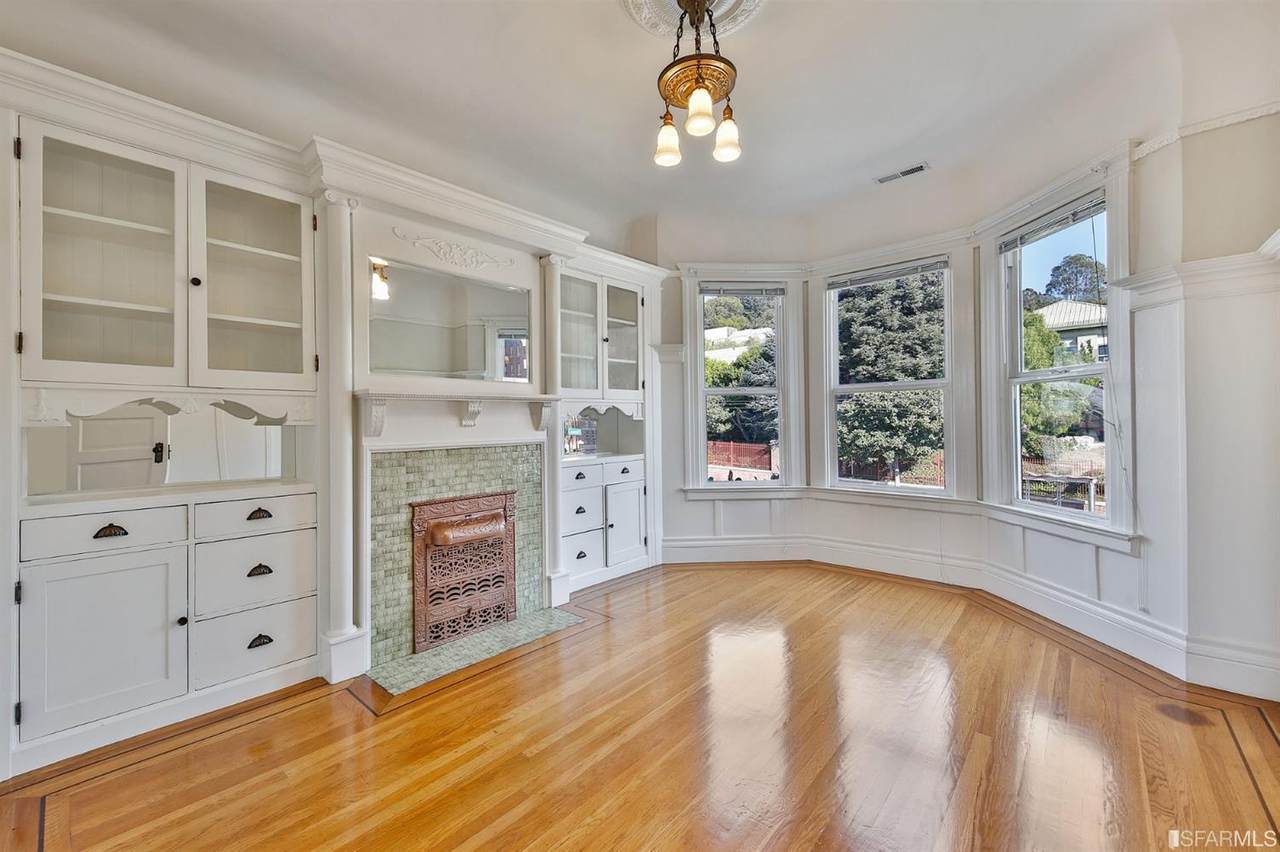 2602 21st Street - Photo 1