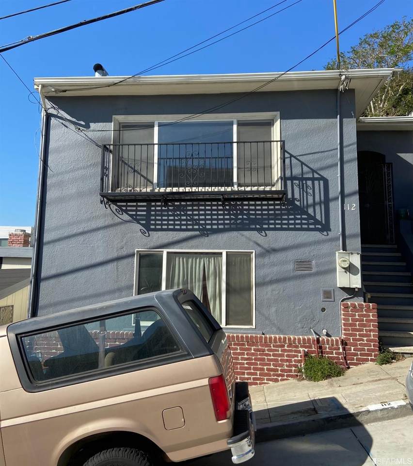 112 Putnam Street - Photo 1