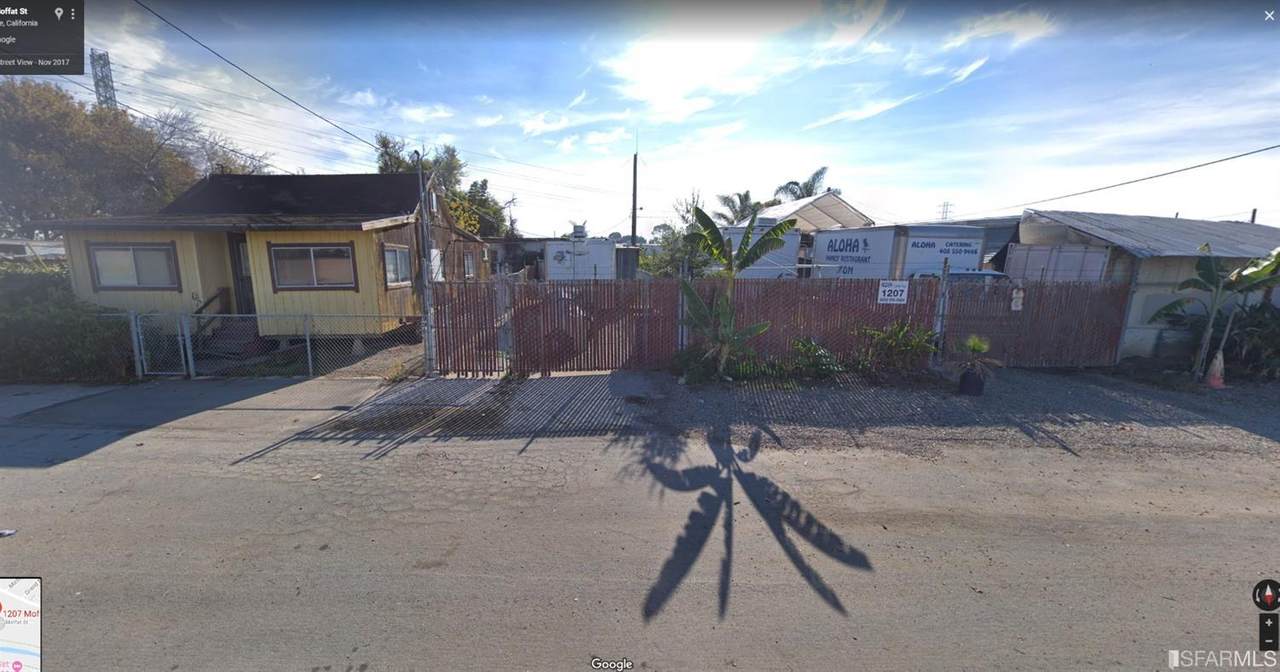 1207 Moffat Street - Photo 1