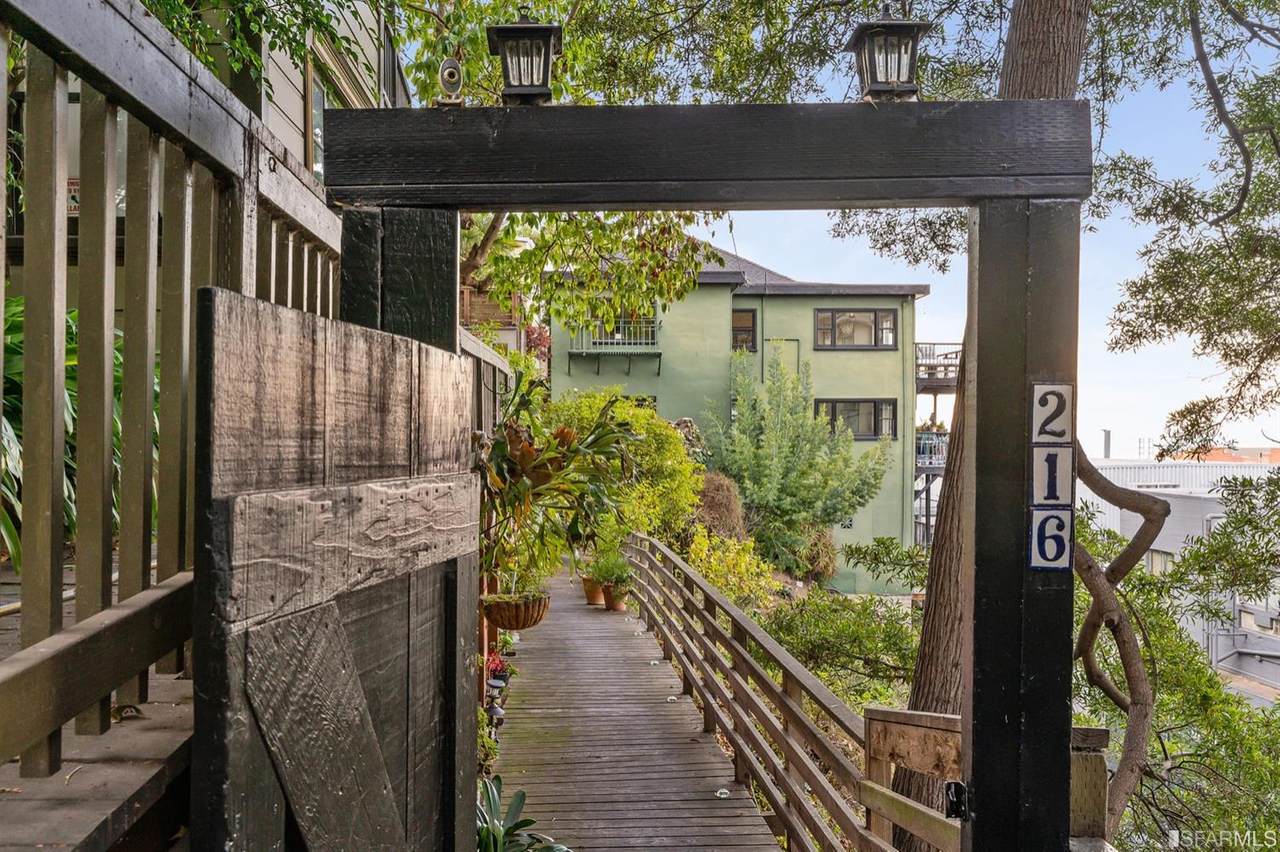 216 Filbert Street - Photo 1
