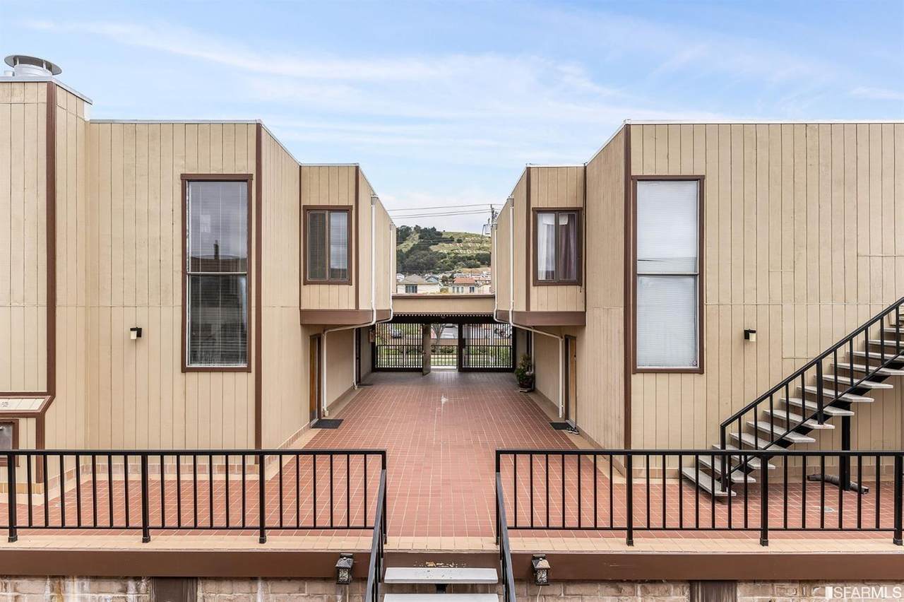 633 Baden Avenue - Photo 1
