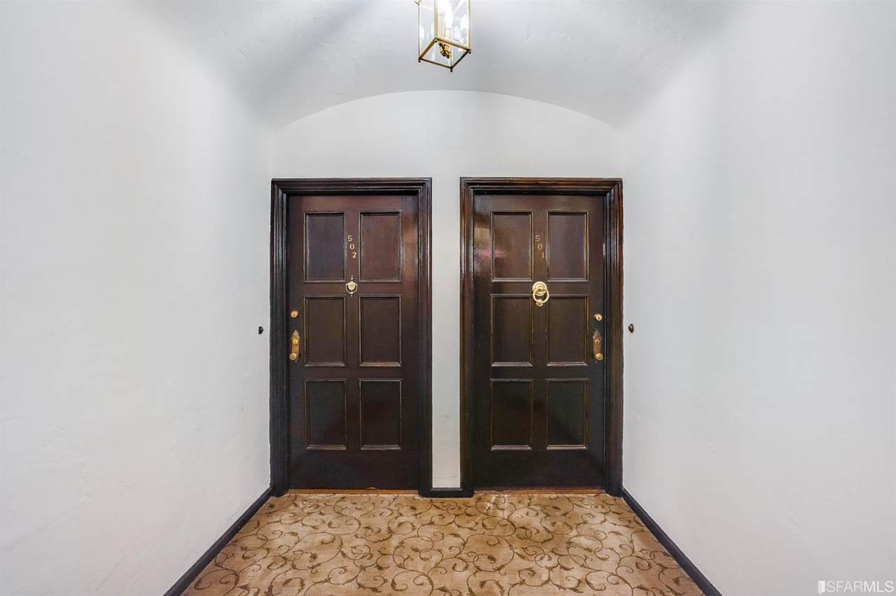 1101 Green Street - Photo 1
