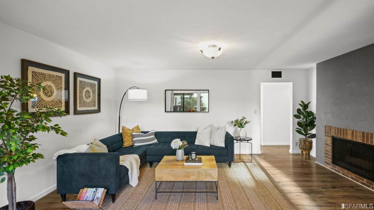 775 Chestnut Street - Photo 1