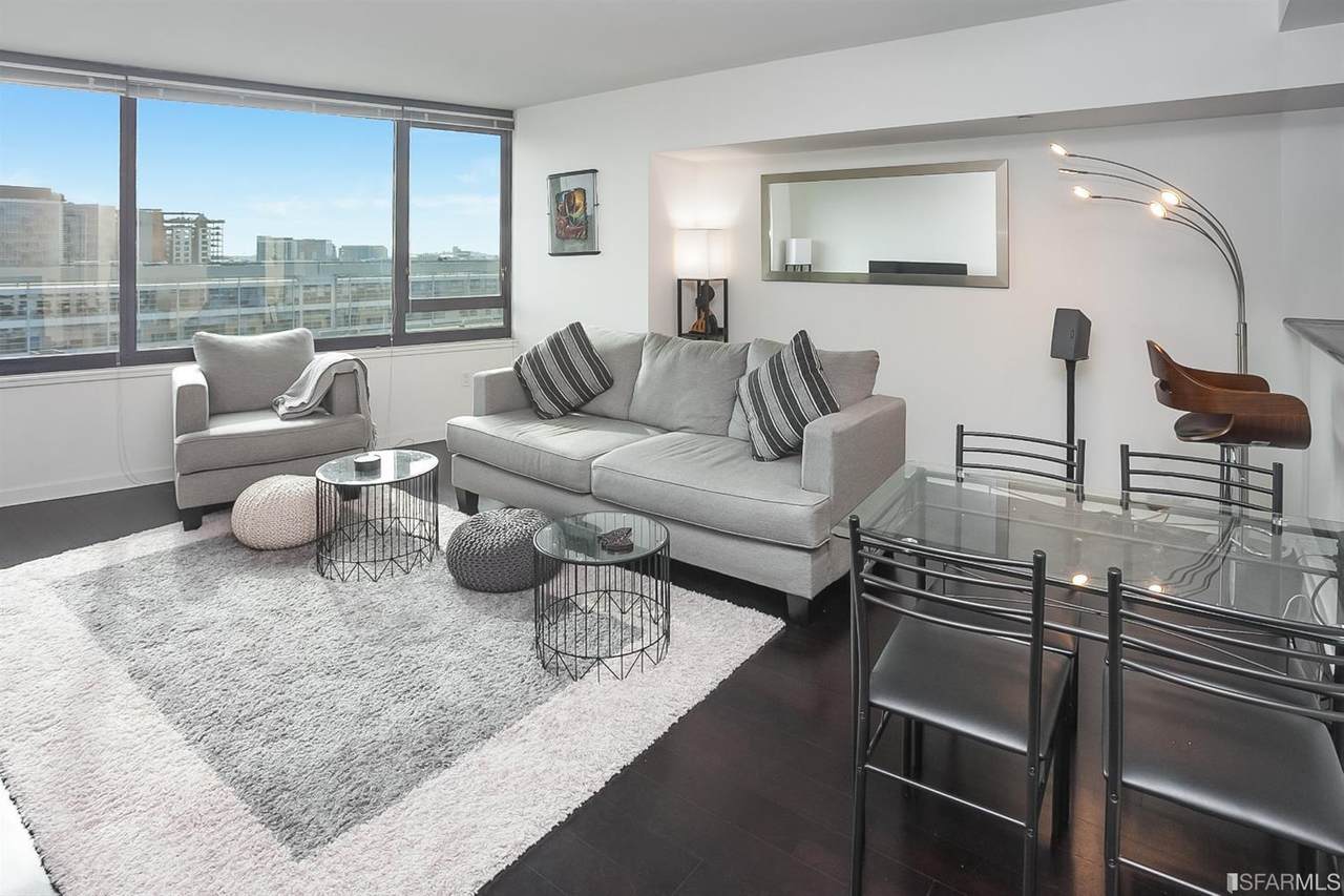 250 King Street - Photo 1