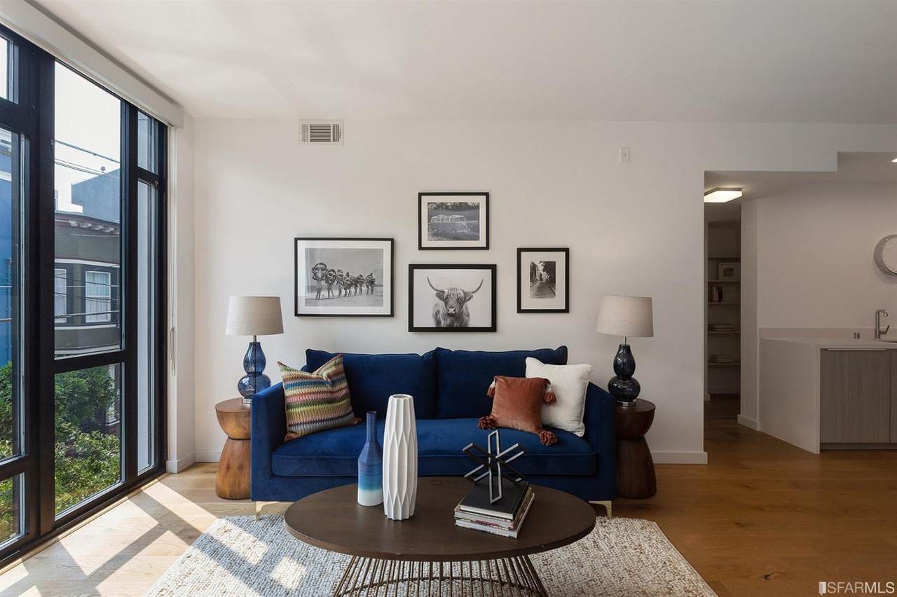 300 Ivy Street - Photo 1