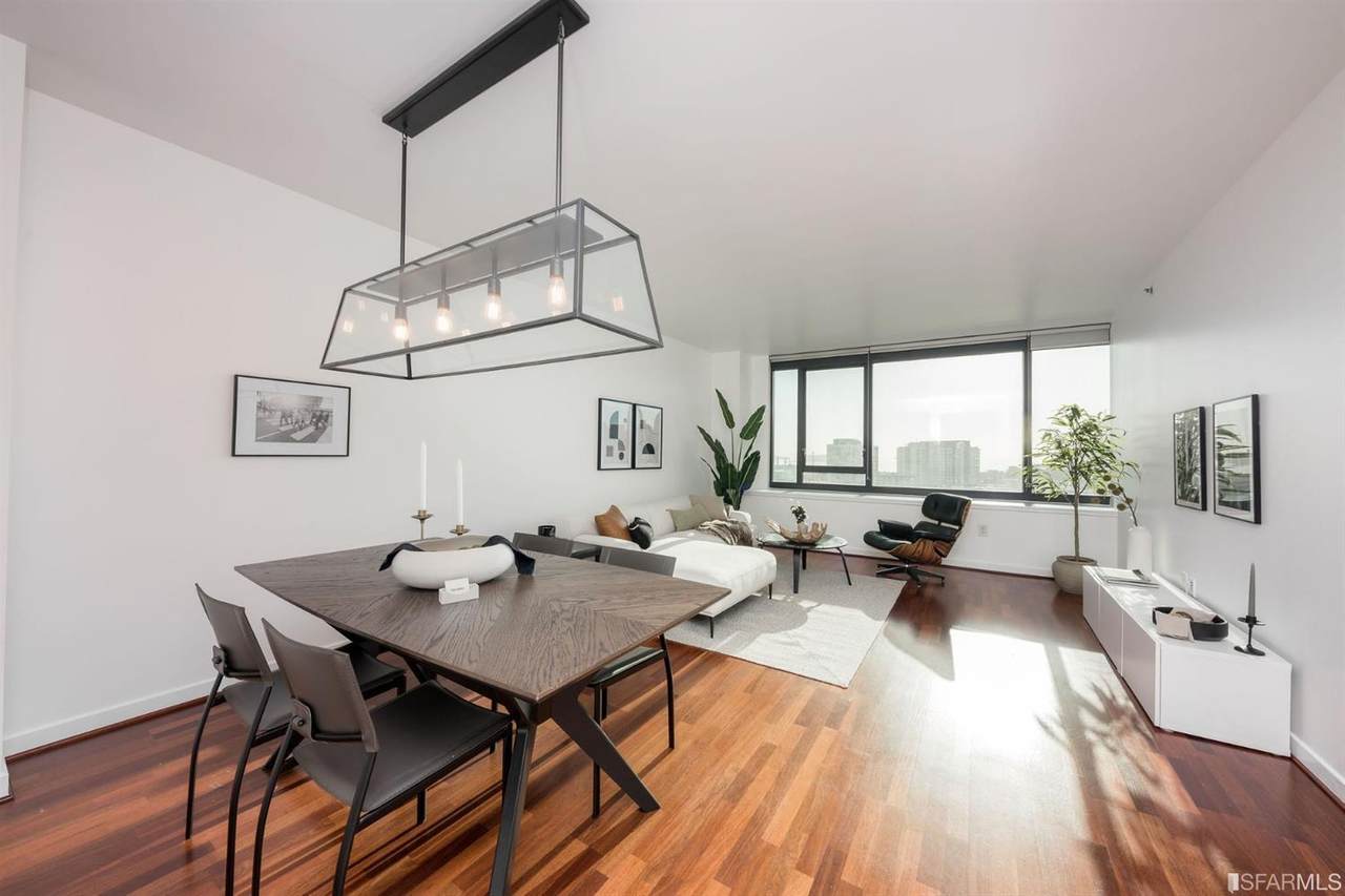 260 King Street - Photo 1