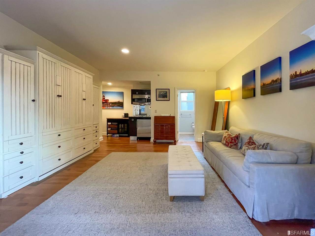 725 Pine Street - Photo 1