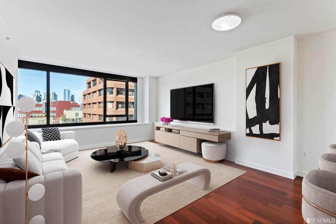 260 King Street - Photo 1