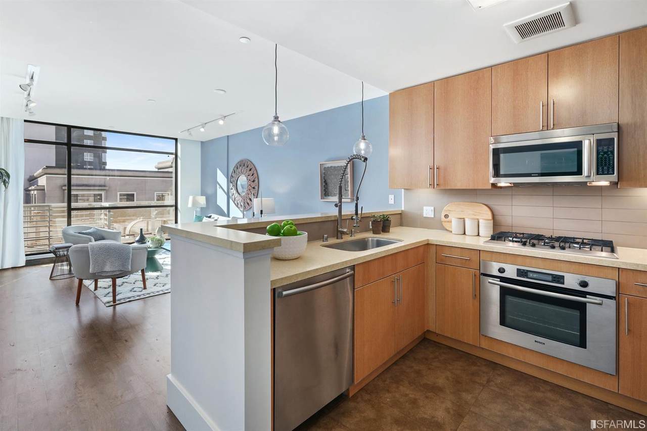 818 Van Ness Avenue - Photo 1