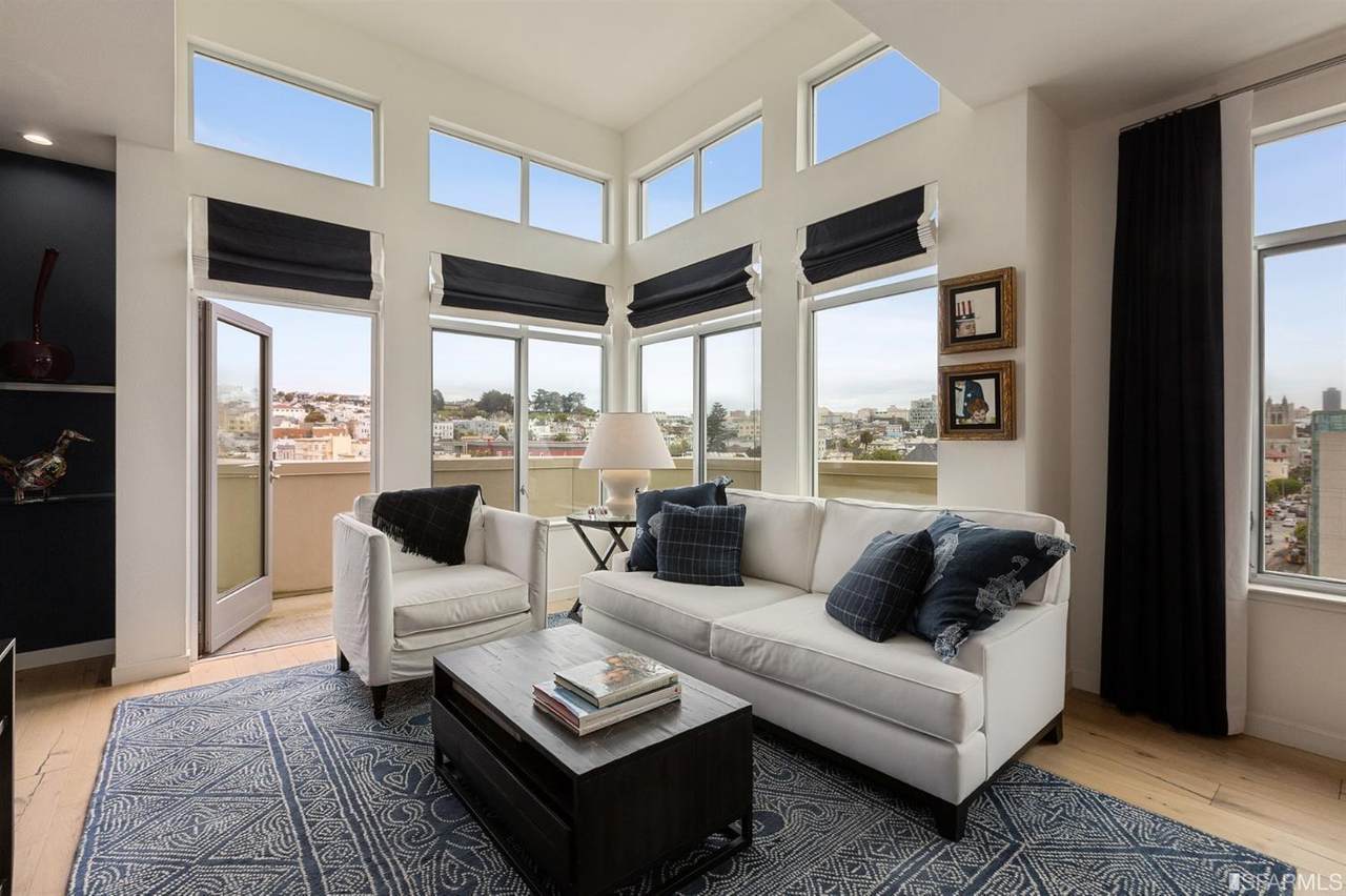 2655 Bush Street - Photo 1