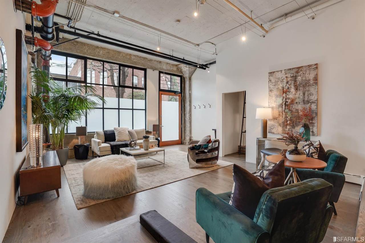 2711 18th Street - Photo 1