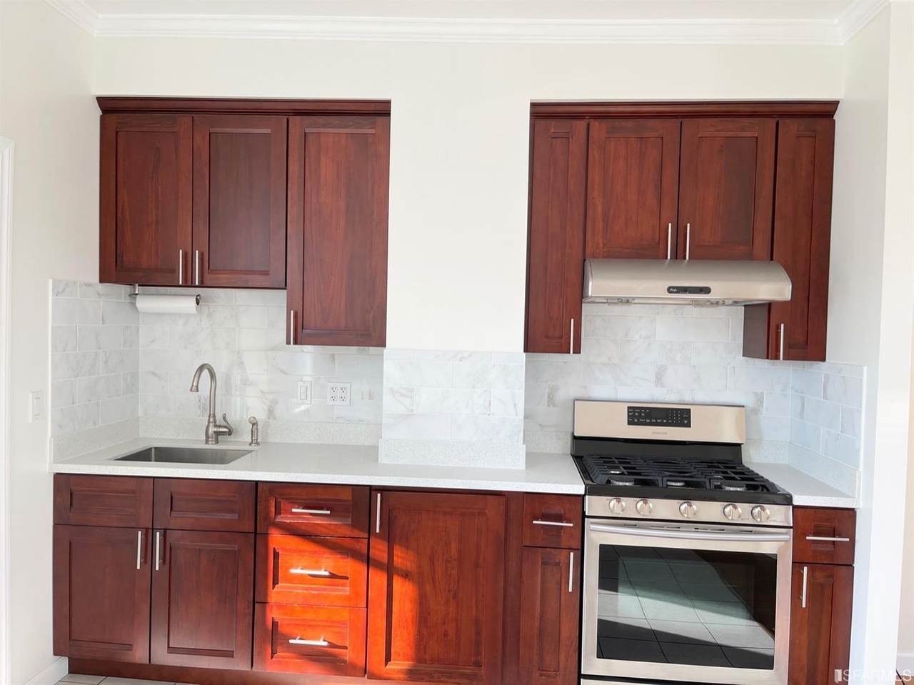 136 Lexington Street - Photo 1