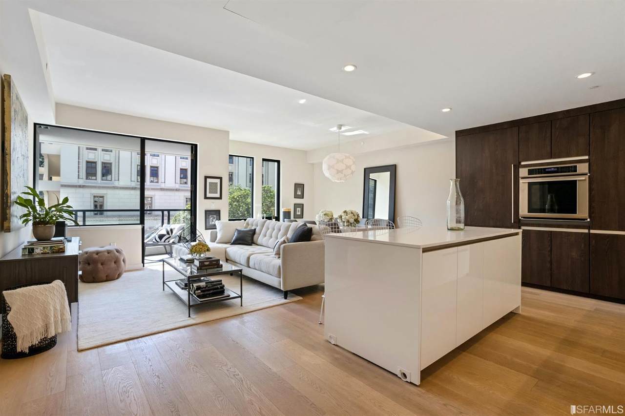1650 Broadway - Photo 1