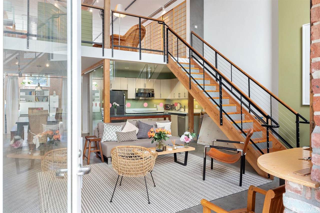 720 York Street - Photo 1