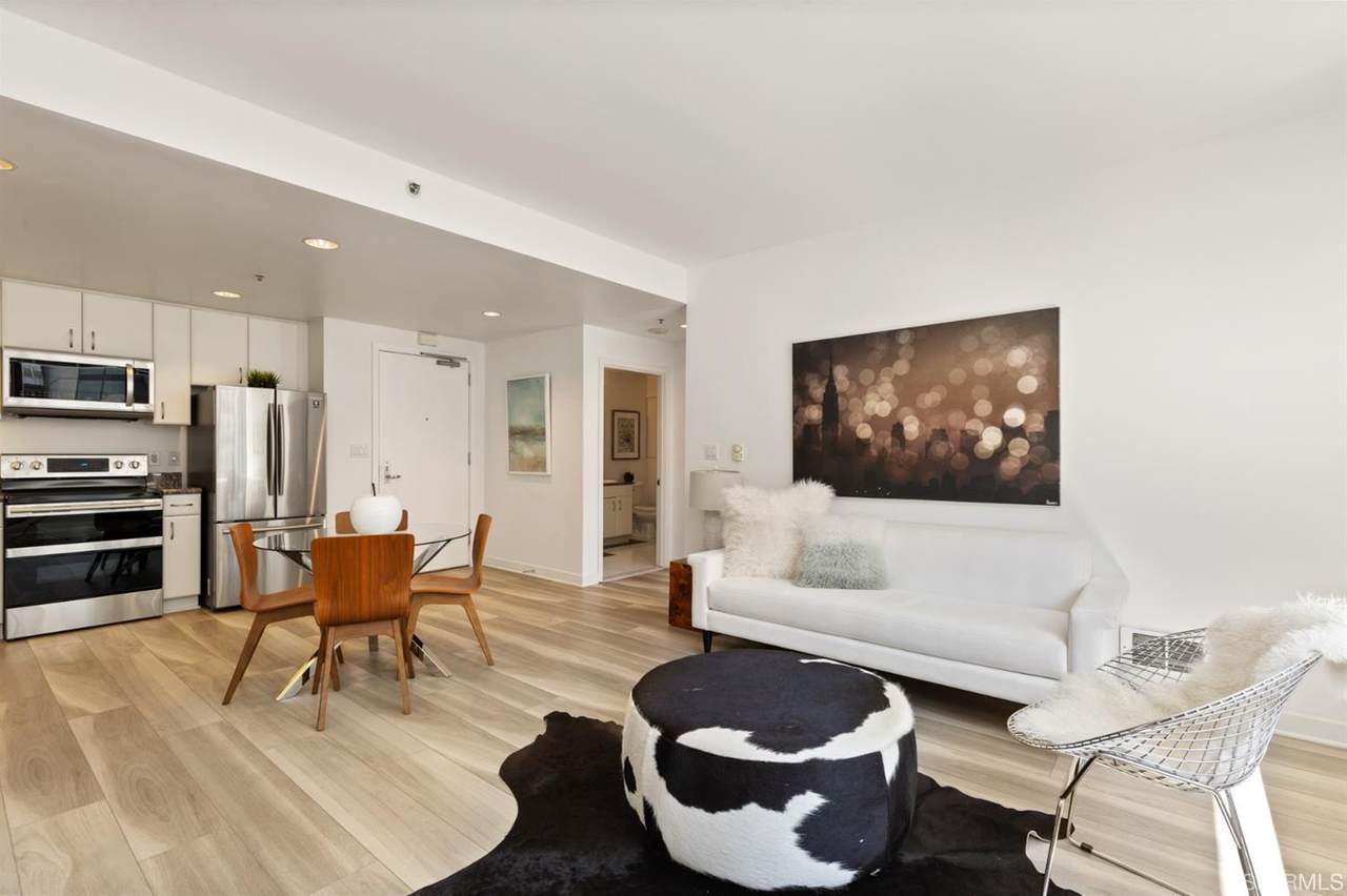 260 King Street - Photo 1