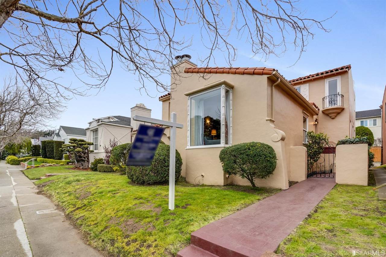 2956 19th Avenue - Photo 1