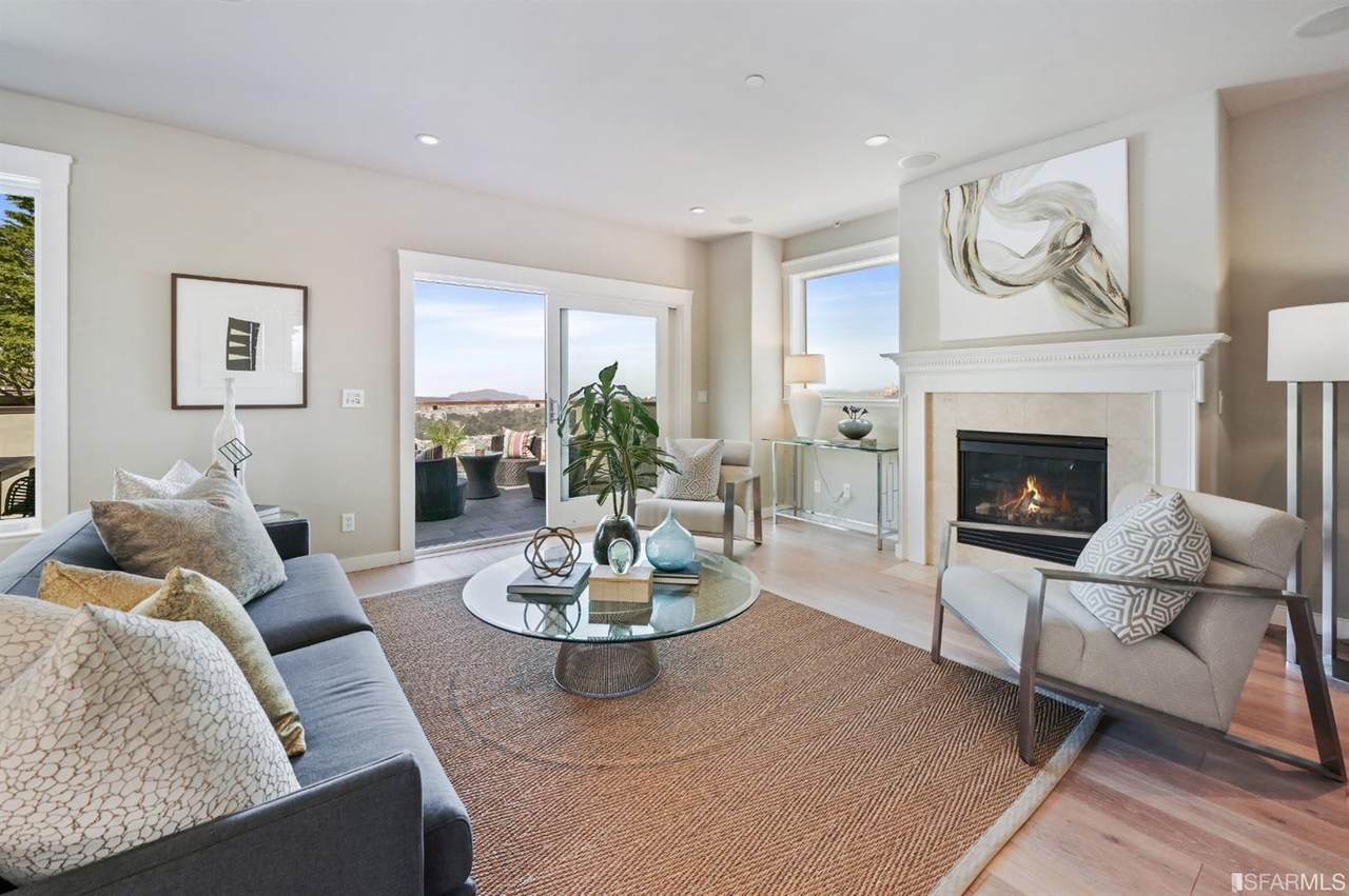 729 Moraga Street - Photo 1