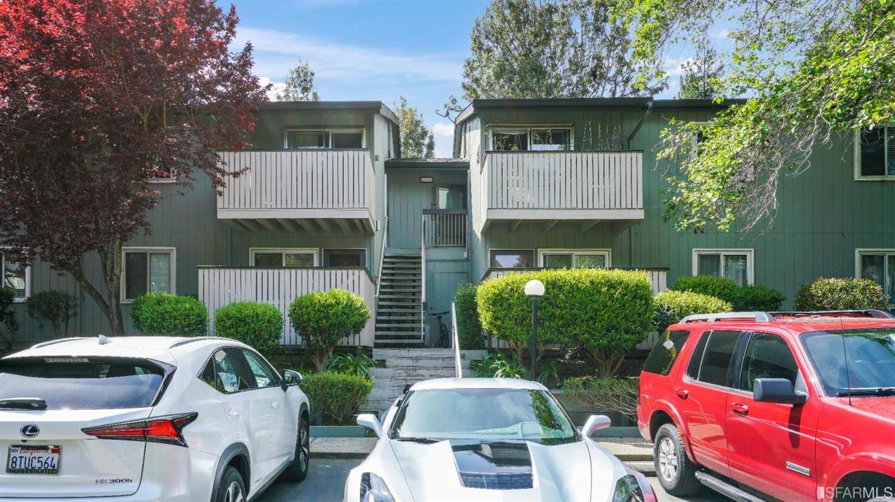 421 Piccadilly Place - Photo 1