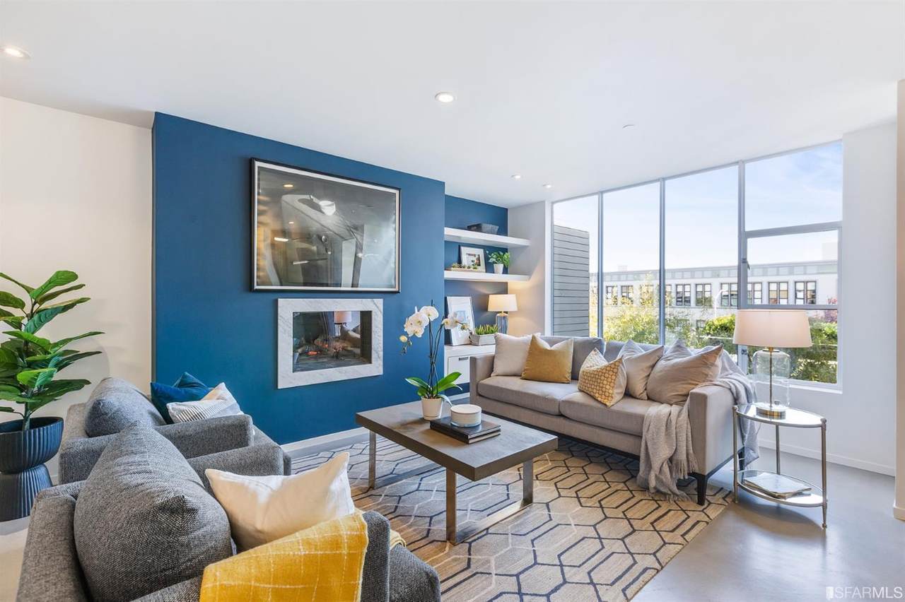 520 Chestnut Street - Photo 1