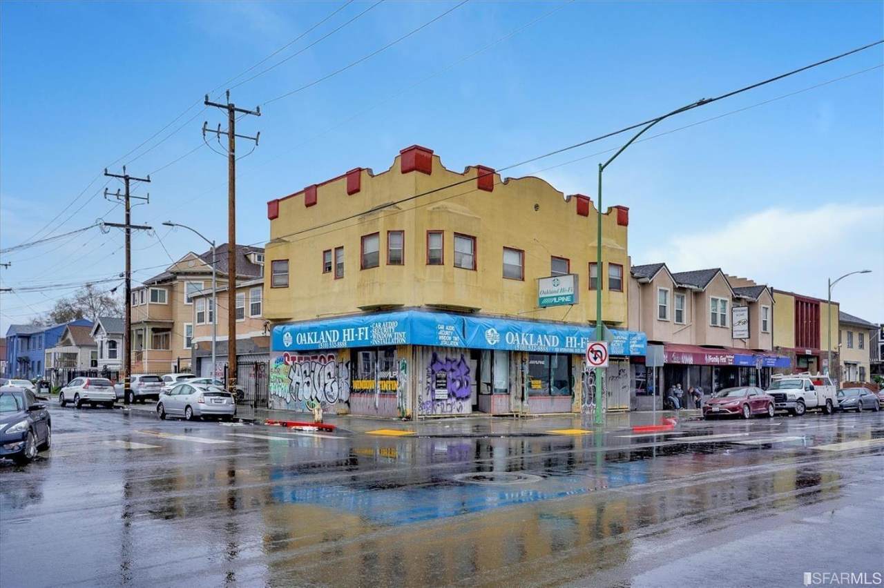 1100 International Boulevard - Photo 1