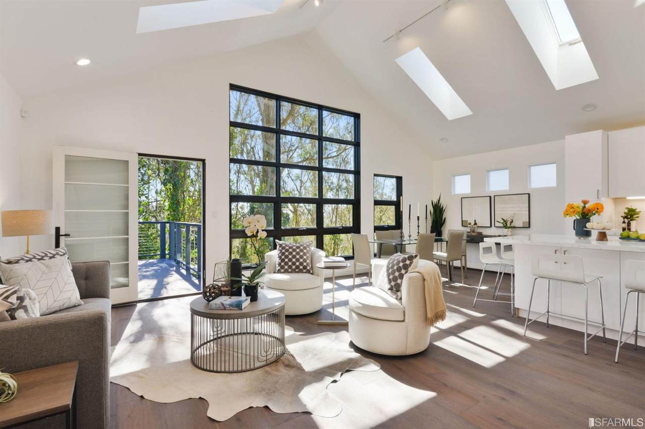 767 Panorama Drive - Photo 1