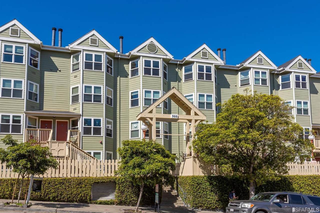988 Fulton Street - Photo 1