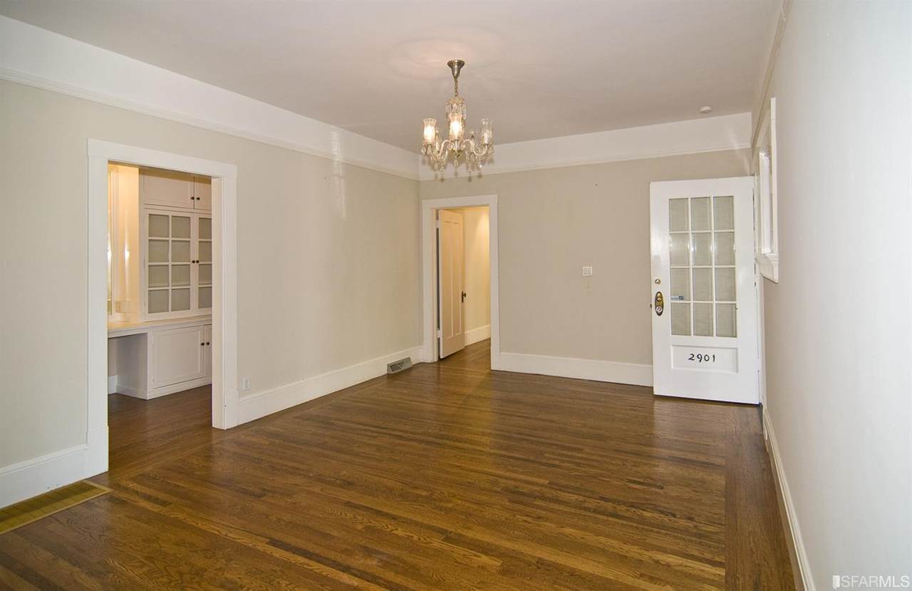 2901 Scott Street - Photo 1