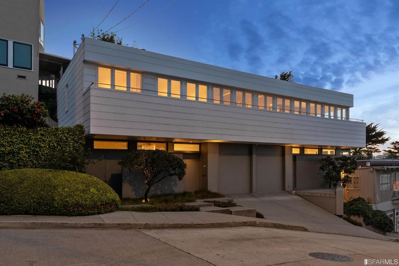 378 Collingwood Street - Photo 1