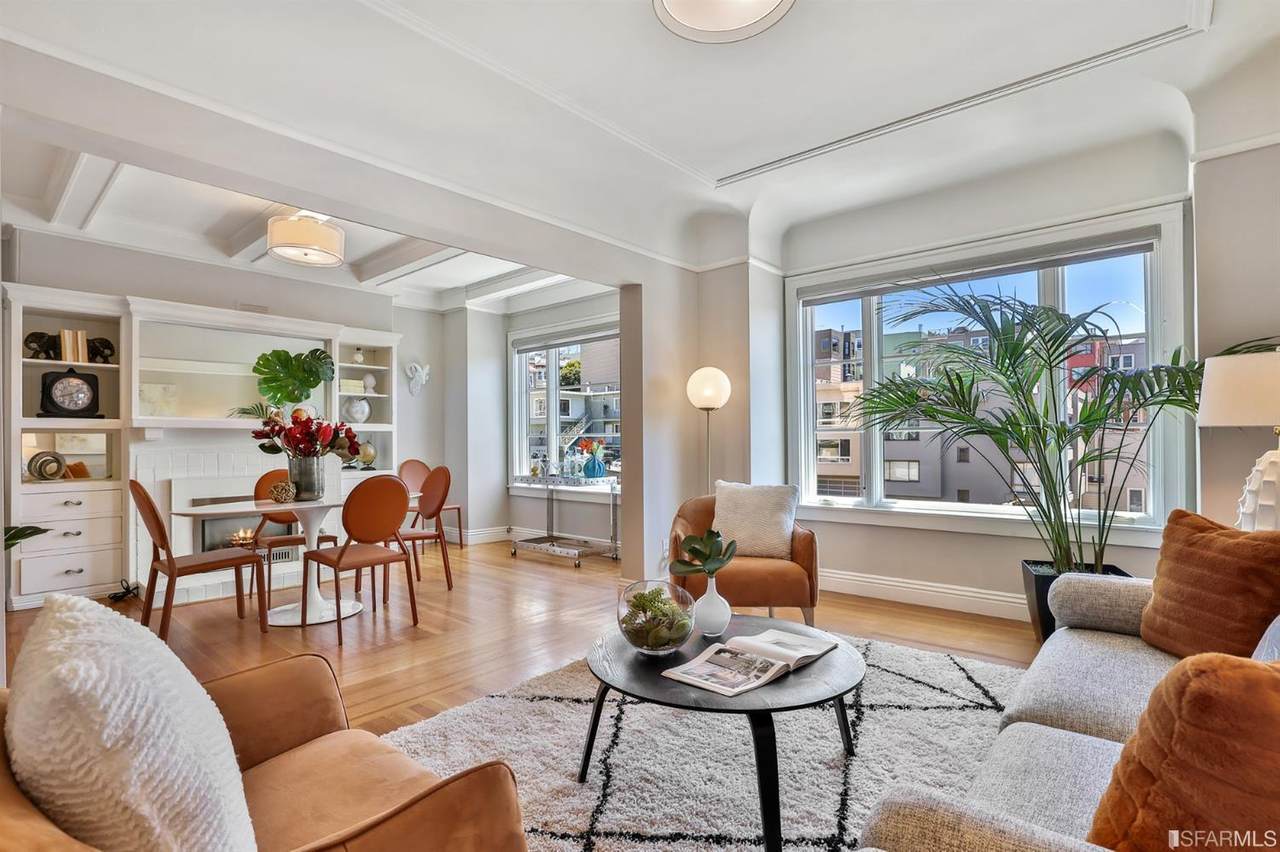 1342 Broadway - Photo 1