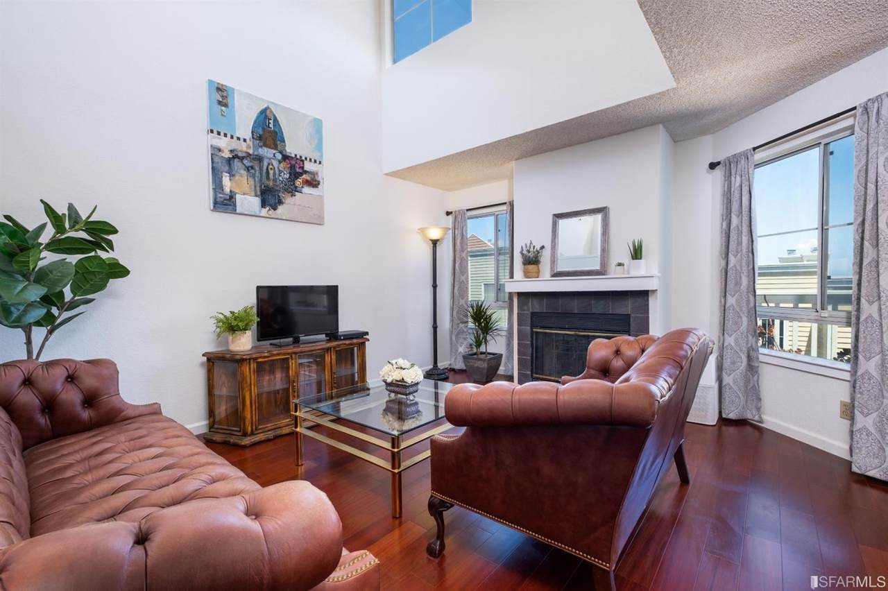 108 Jerrold Avenue - Photo 1