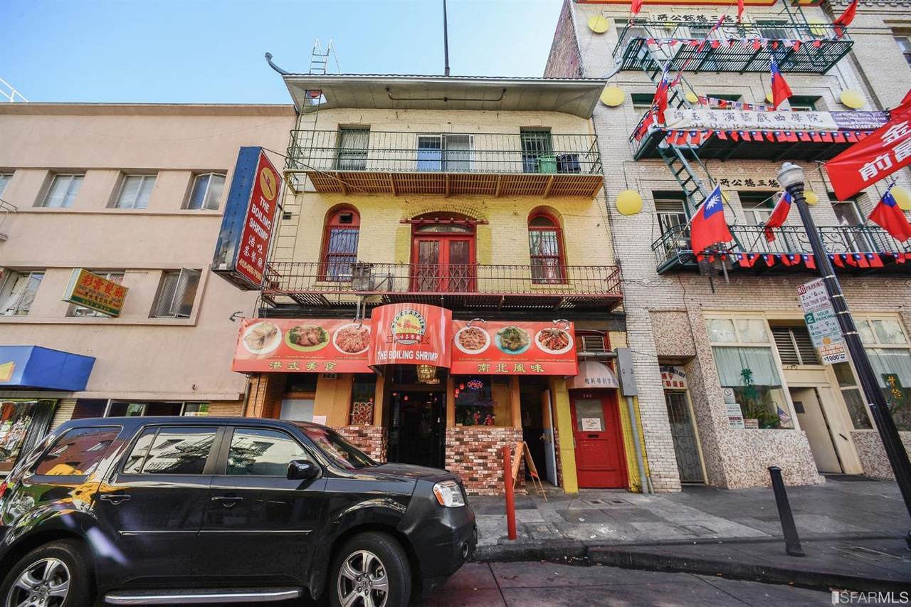 146 Waverly Place - Photo 1