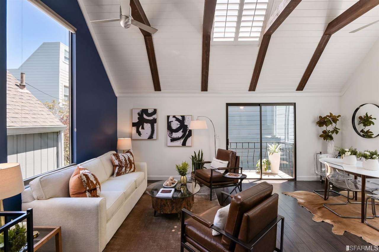 306 Lily Street - Photo 1