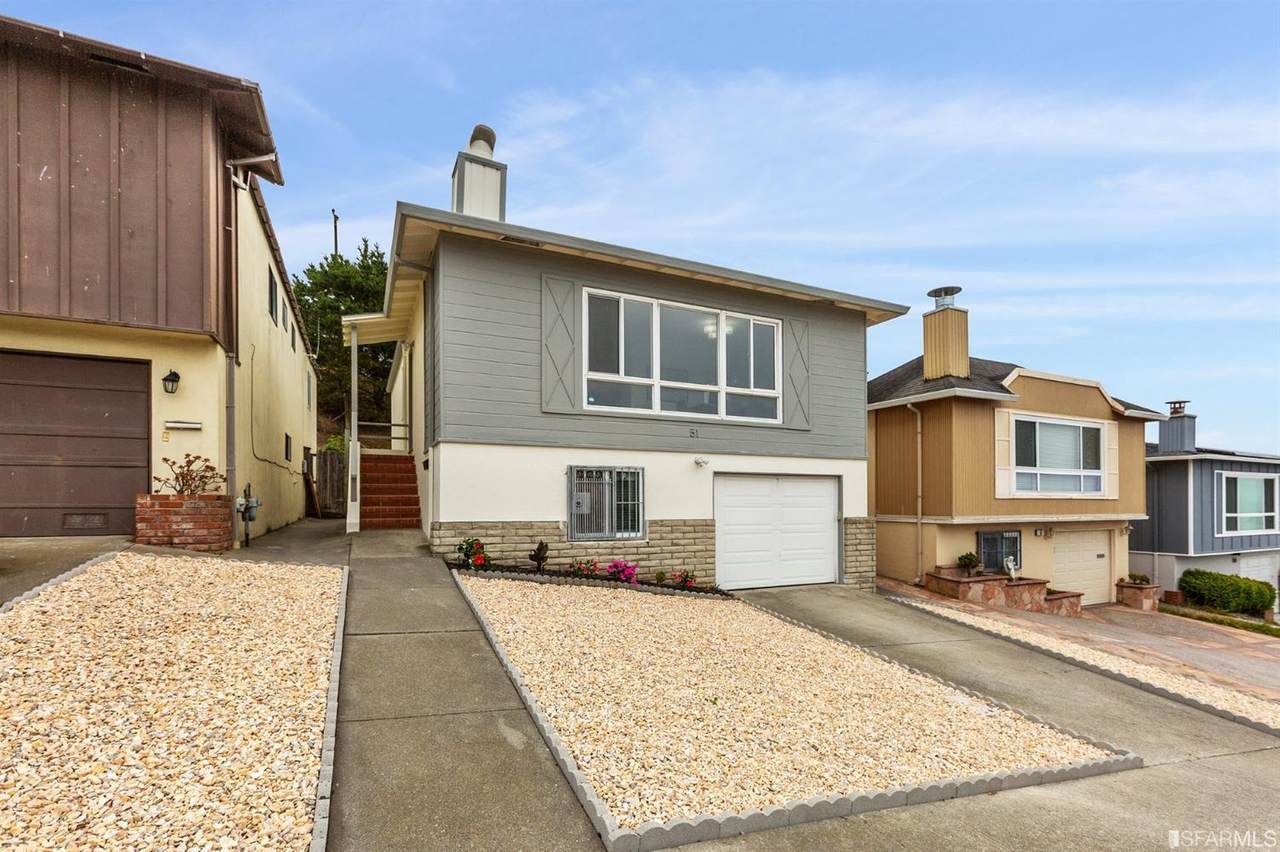 51 Montebello Drive - Photo 1