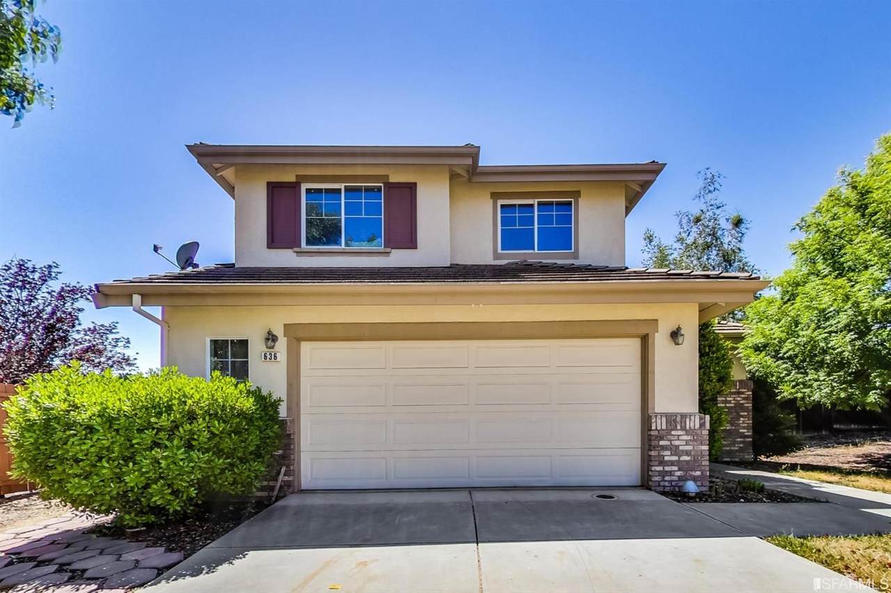 636 Ridgecrest Circle - Photo 1