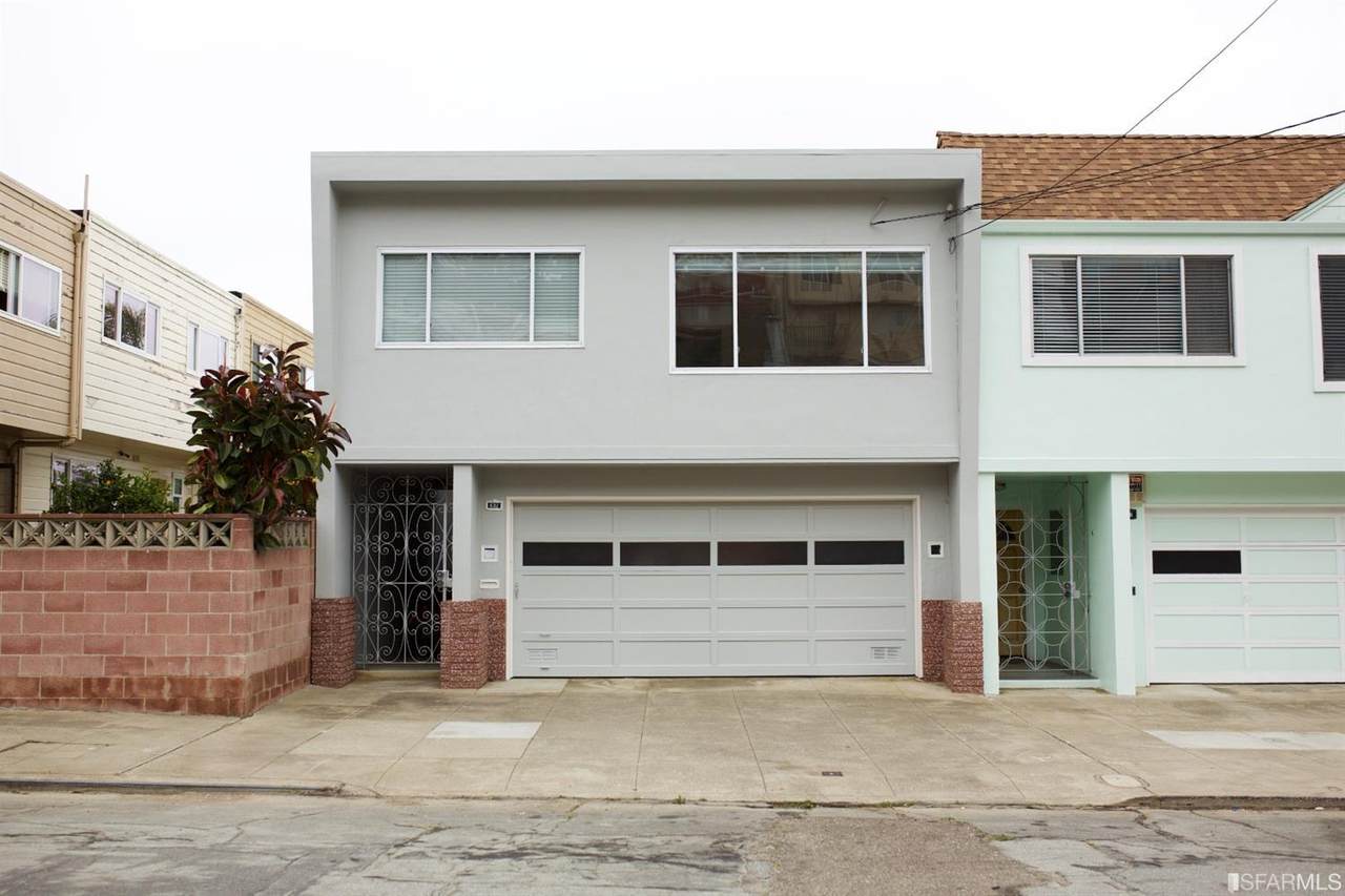 632 Woolsey Street - Photo 1
