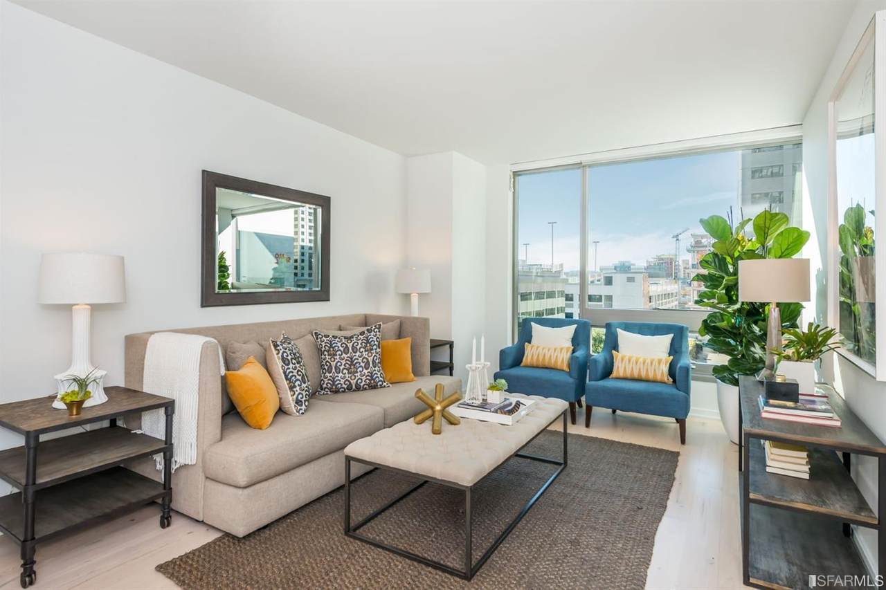 1 Hawthorne Street - Photo 1