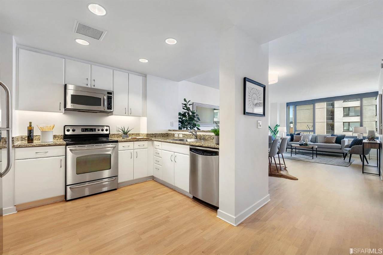 260 King Street - Photo 1
