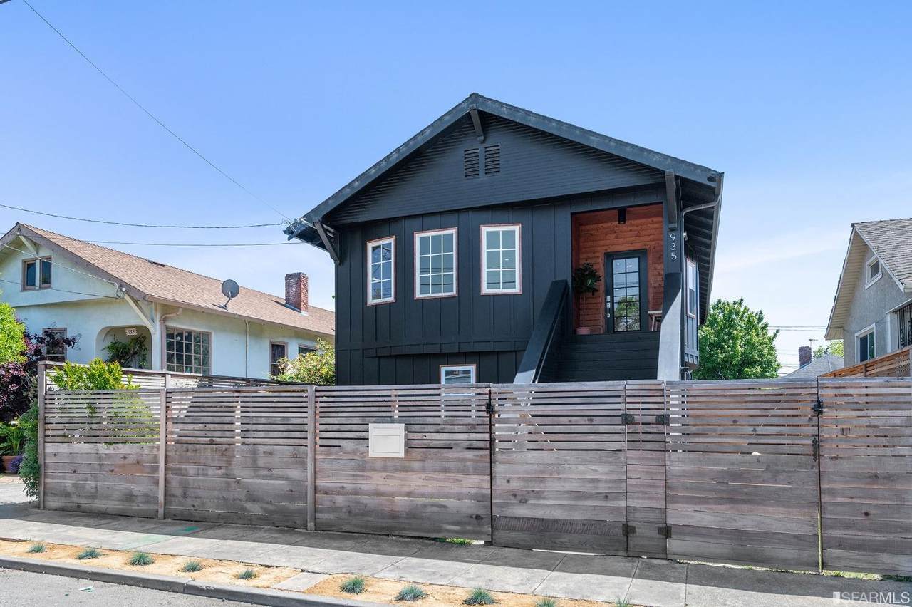 935 Arlington Avenue - Photo 1