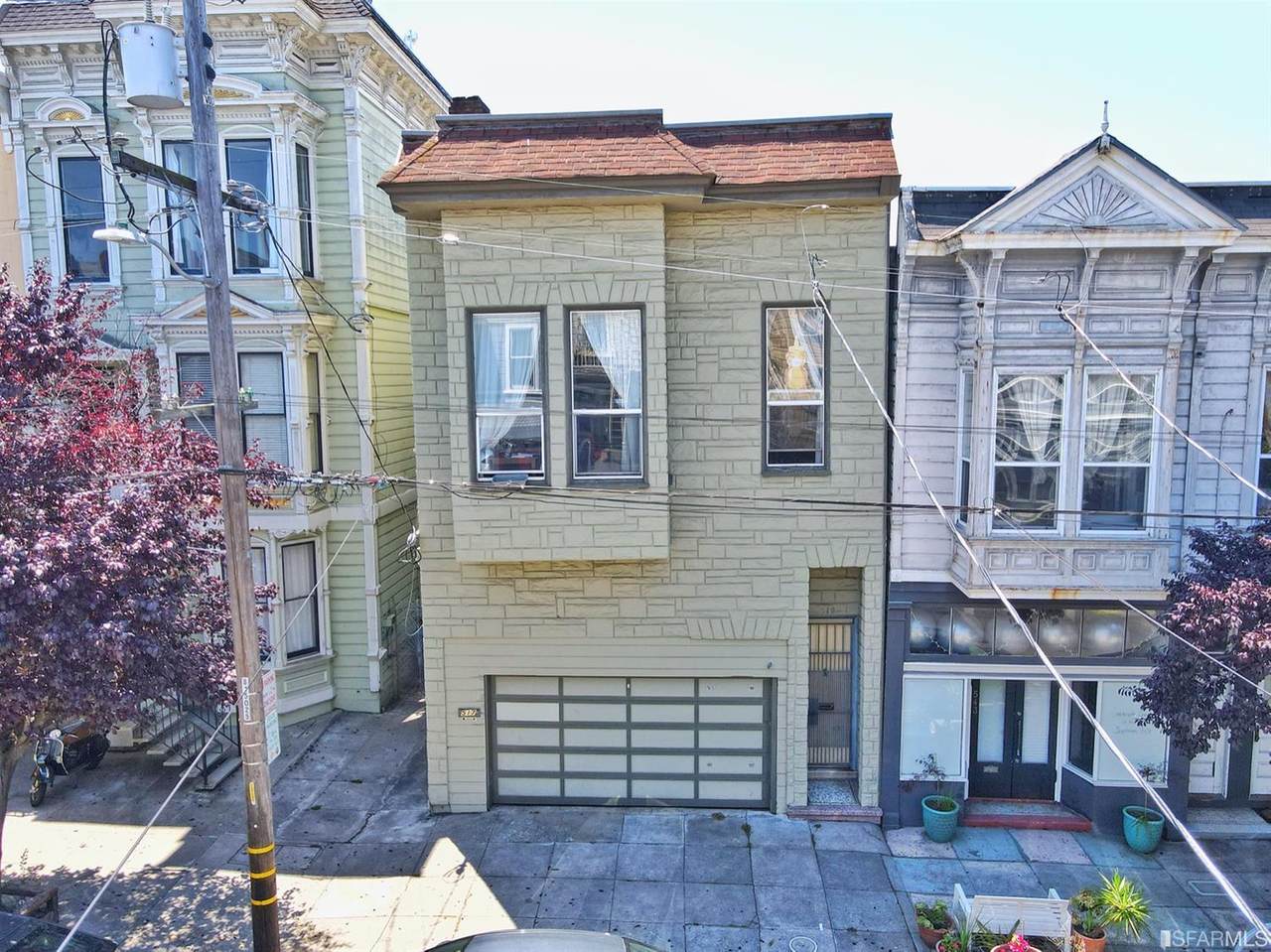517 Lyon Street - Photo 1