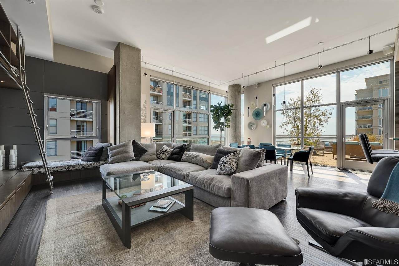 72 Townsend Street - Photo 1