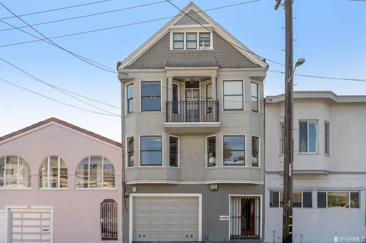 946 De Haro Street - Photo 1