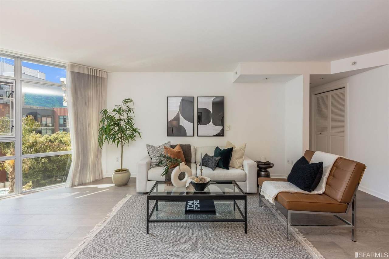 170 King Street - Photo 1