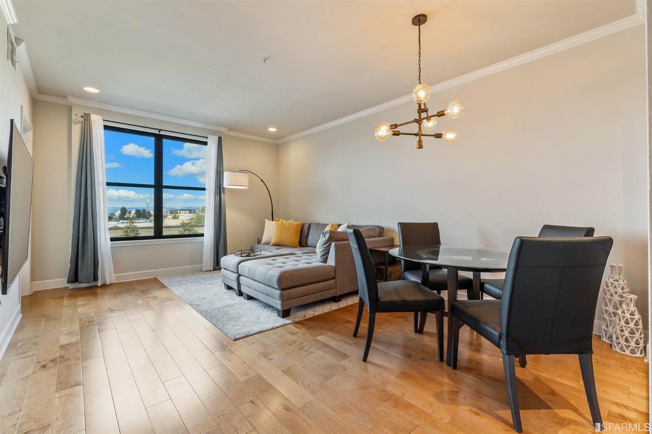 1001 Laurel Street - Photo 1
