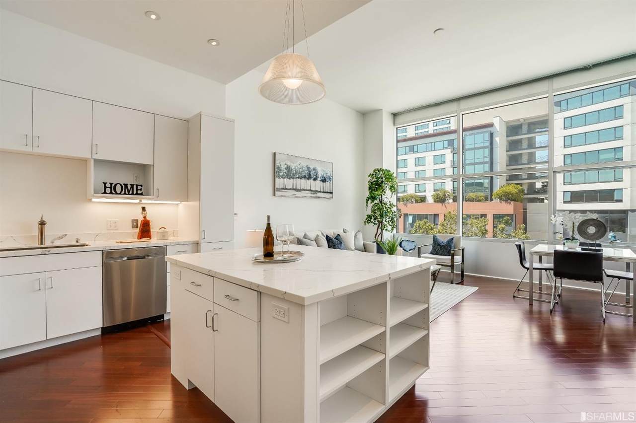 207 King Street - Photo 1