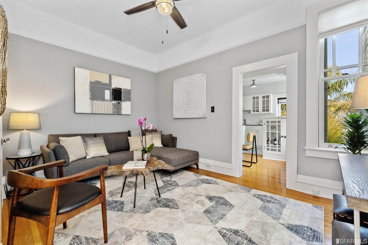 147 Fair Oaks Street - Photo 1