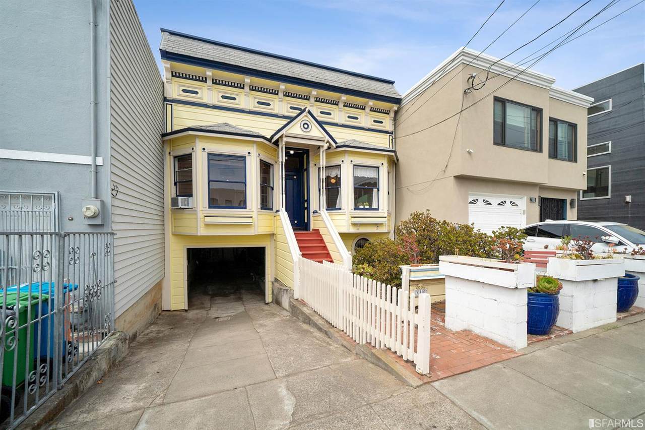 340 Munich Street - Photo 1